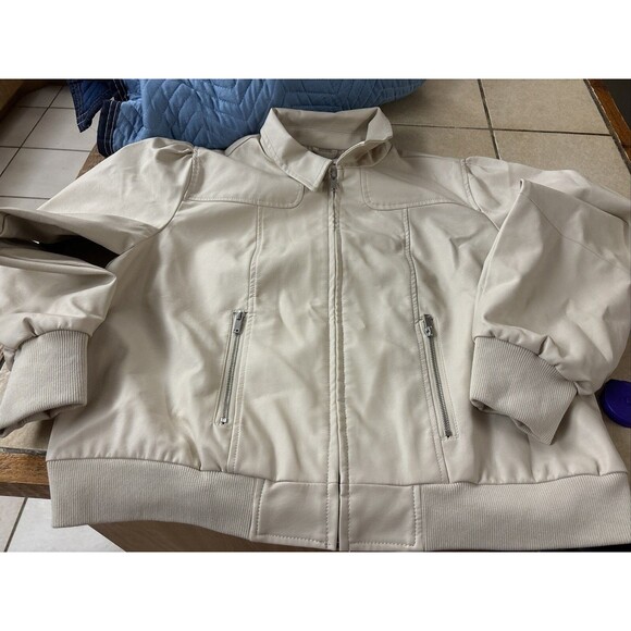 Nine West Xxl Imitation Leather Crop Jacket cream Color W/ Pockets~Full zip~ XXL - Picture 4 of 7